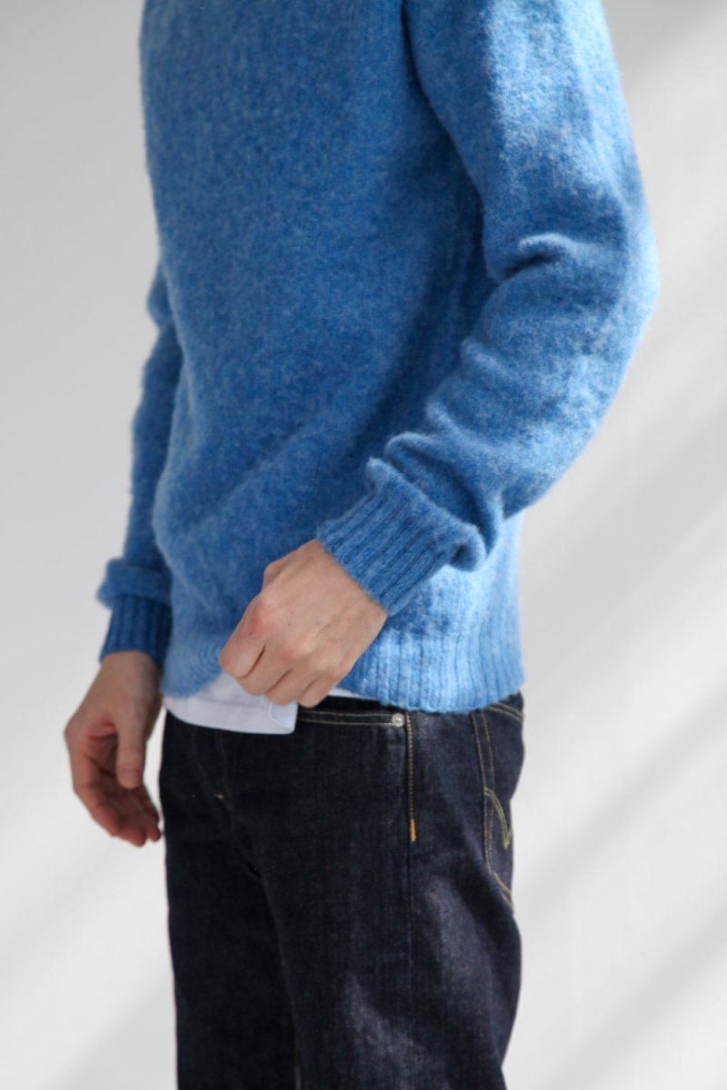 Half Dozen Shaggy Double-Brushed Crew (Fresh Surf) | Knitwear