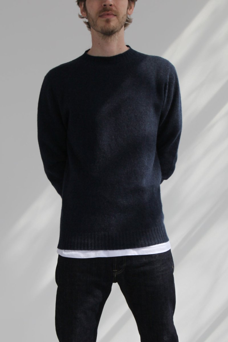 Half-Dozen Supersoft Wool &amp; Cashmere Crew (Bakjal Navy) | Knitwear
