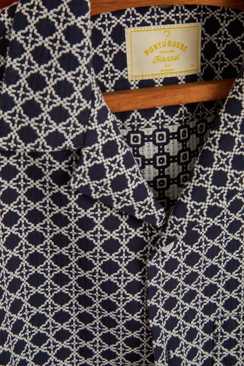 Portuguese Flannel Tile Shirt (White/Navy) | Shirts