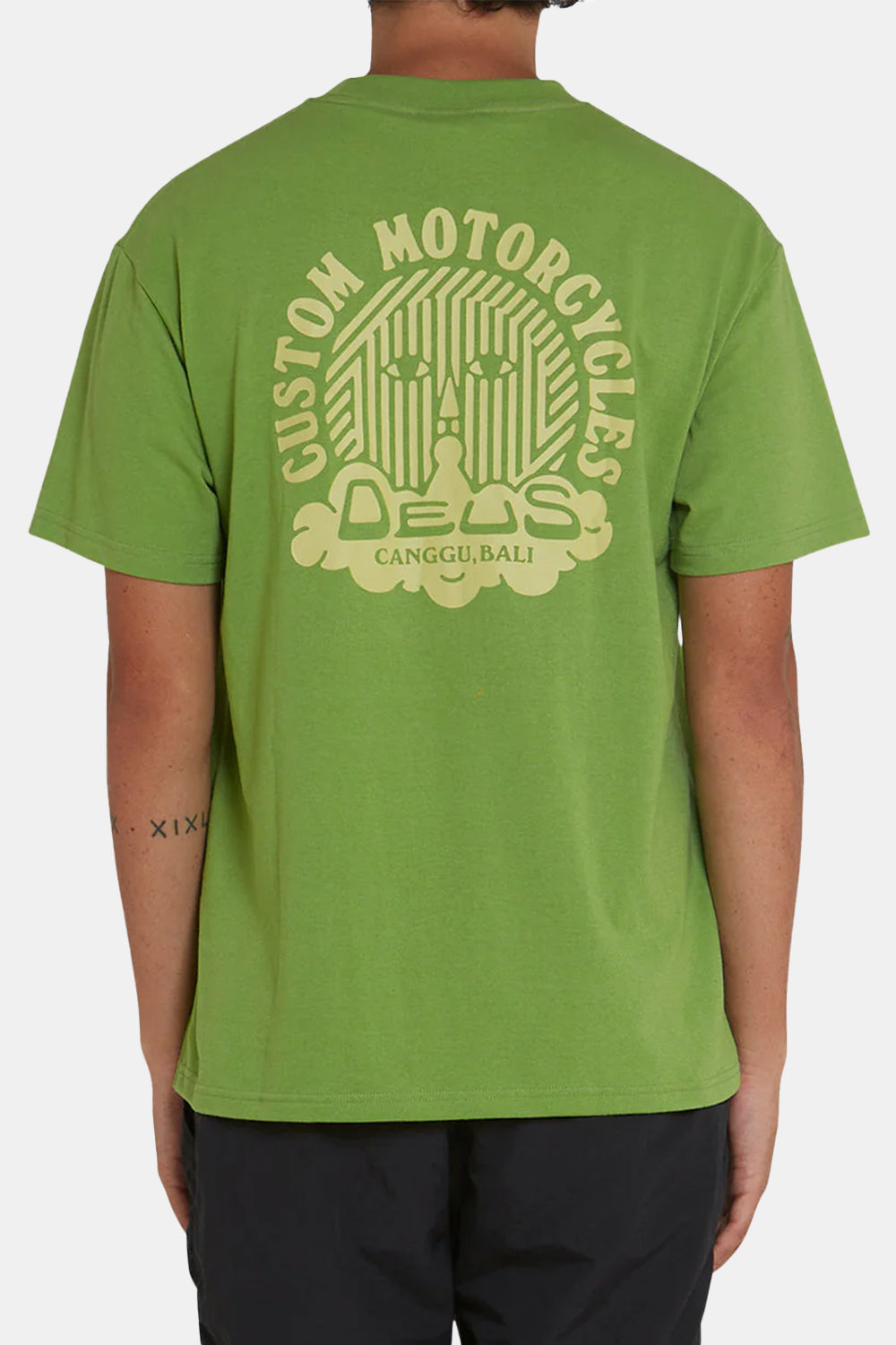 Deus Uv T-Shirt (Camp Green) | Number Six