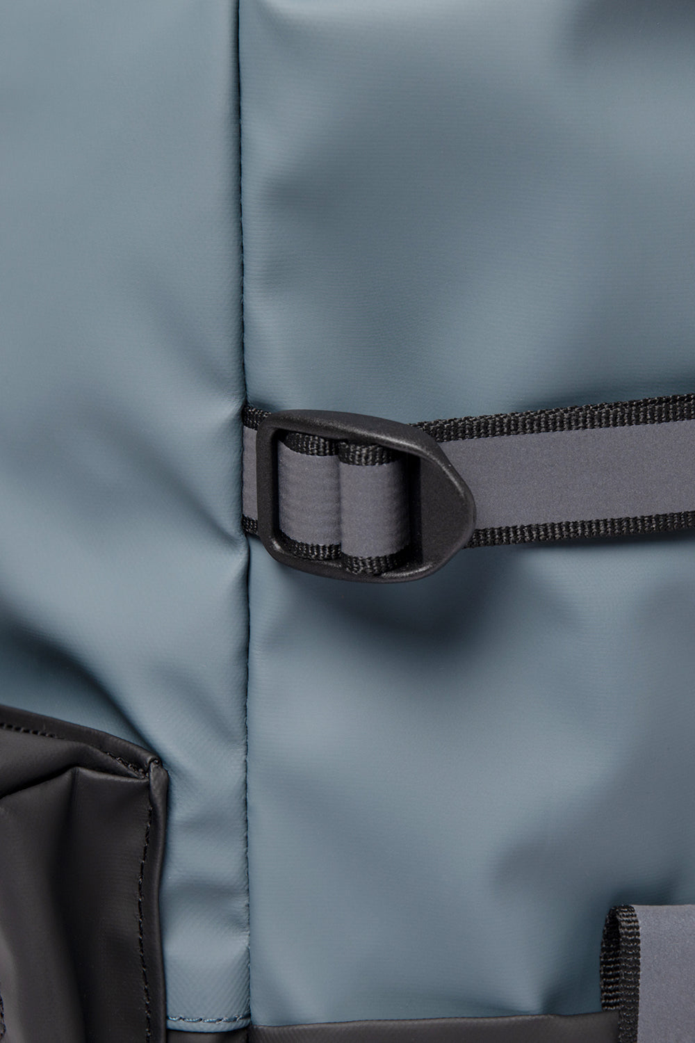 Sandqvist Ruben 2.0 Water-Resistant Rolltop Backpack (Multi Blue / Steel Blue)